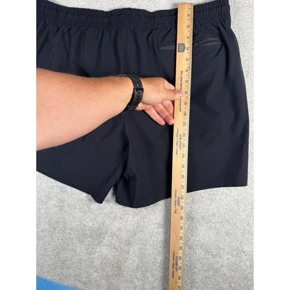 Outdoor Voices Men's XXL Classic Fit 7